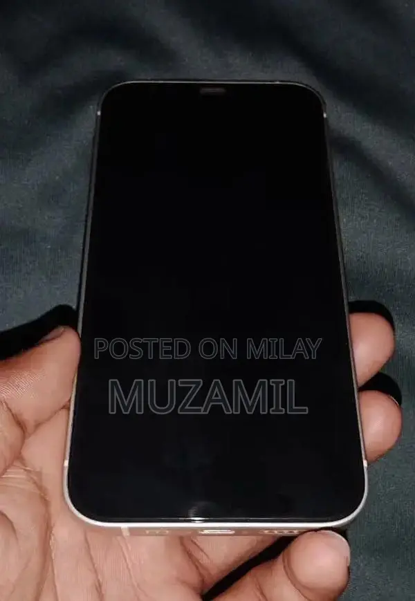 Apple iPhone 12 White 64GB Smartphone