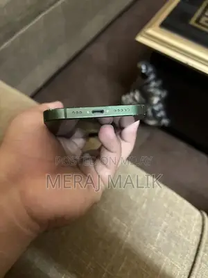 Apple iPhone 13 Smartphone - Lightly Used Condition