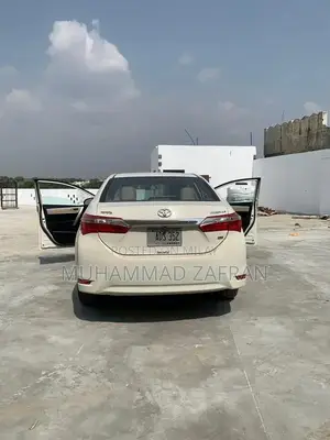 Toyota Corolla GLI Sedan 2017 Reliable Compact Car