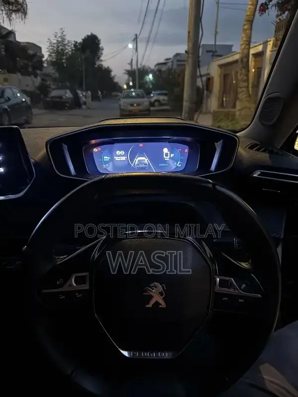 Peugeot 2008 Allure Compact SUV - 2023 Model