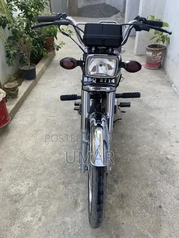 Honda CG 125 Motorcycle - Low Mileage Excellent Condition