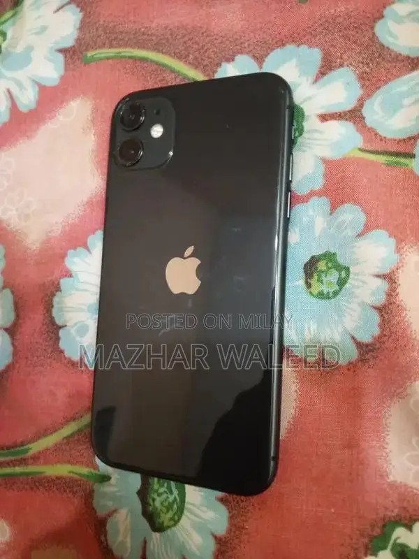 iPhone 11 128GB Black Smartphone with High Battery Health