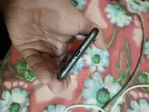 iPhone 11 128GB Black Smartphone with High Battery Health