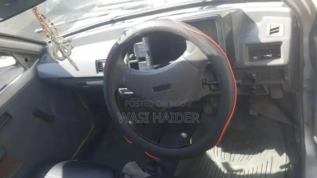 Suzuki Mehran 2005 Silver Sedan with Leather Seats and Power Features