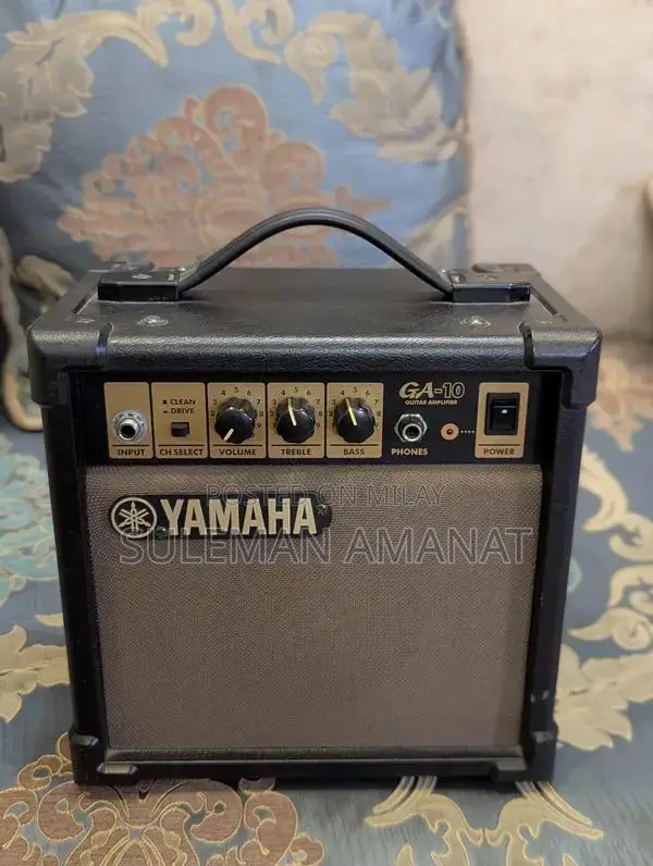Yamaha GA 10 10W Electric Guitar Amplifier for Beginners
