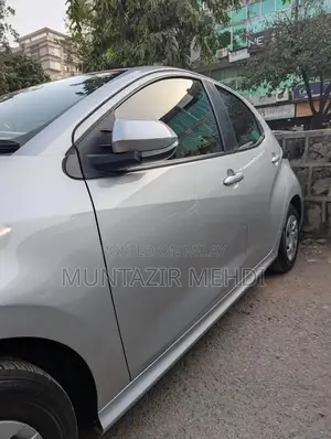 Photo - Toyota Yaris Compact Hatchback - Japanese Import