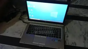 HP EliteBook 8460p Business Laptop - Core i5 Processor