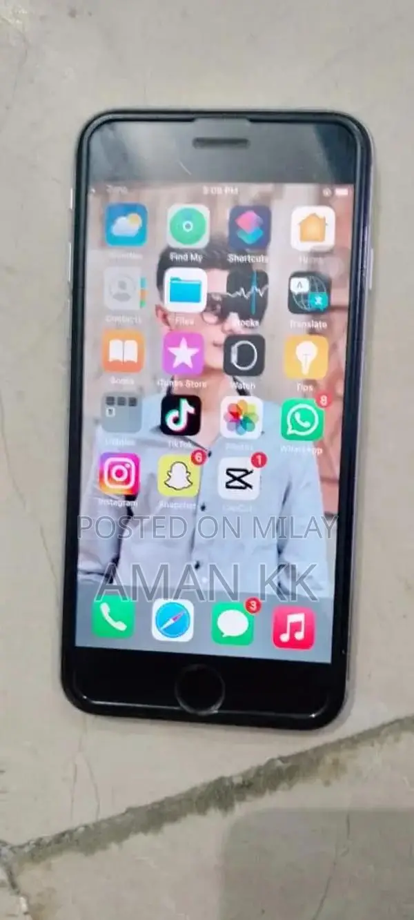 Apple iPhone 6s 64GB Smartphone - Good Condition