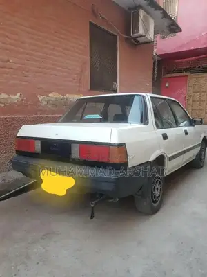 Honda Civic Sedan - Reliable Compact Car with Performance Rims