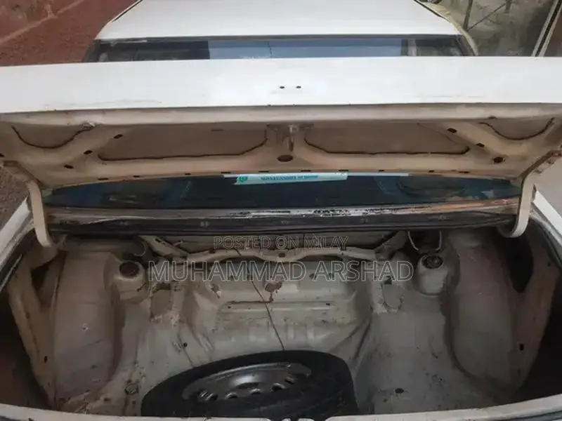 Honda Civic Sedan - Reliable Compact Car with Performance Rims