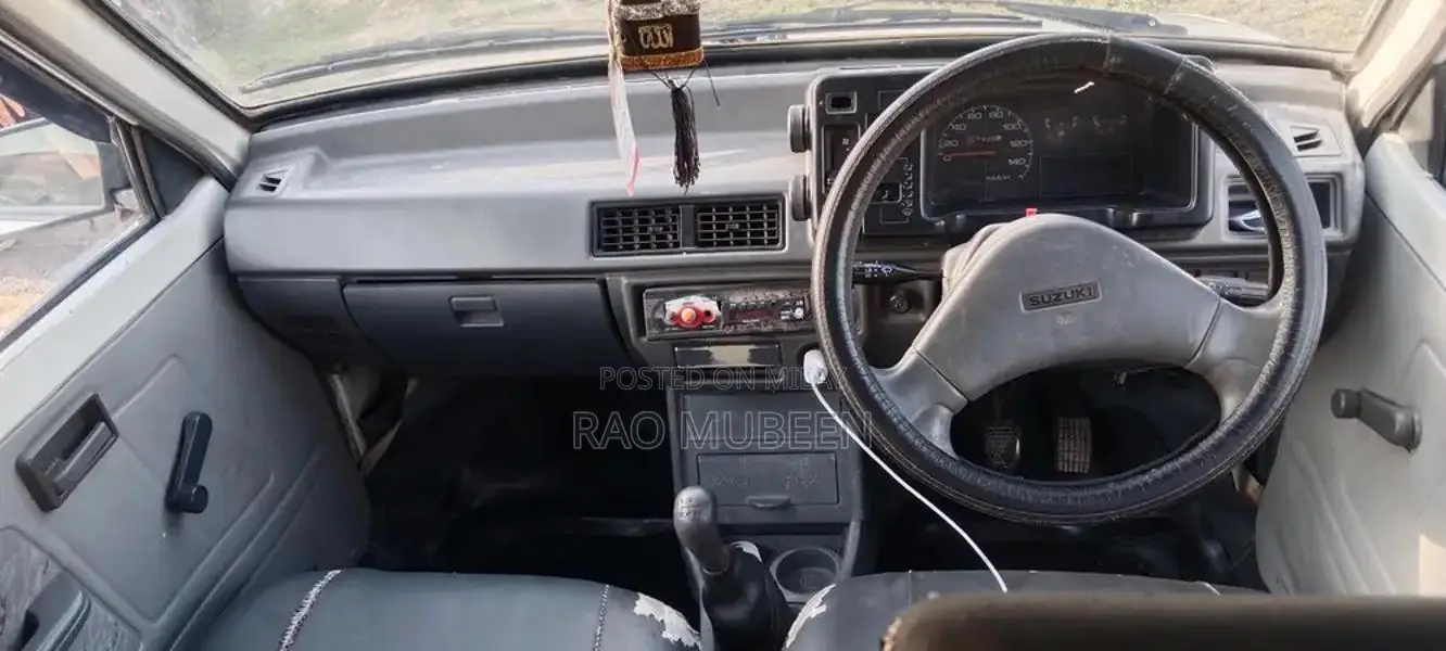 Suzuki Mehran VX 2011 LPG Sedan with New Engine and Suspension