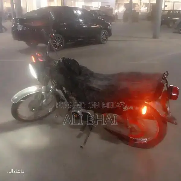 Karachi Modified Cassi 125cc Motorcycle with LED Lights