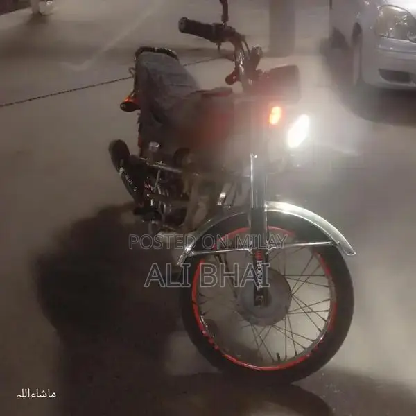 Karachi Modified Cassi 125cc Motorcycle with LED Lights