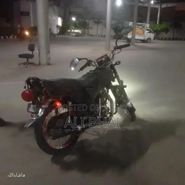 Karachi Modified Cassi 125cc Motorcycle with LED Lights