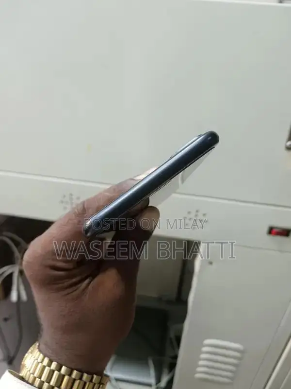 Apple iPhone 7 Plus 256GB Smartphone - Grey Edition