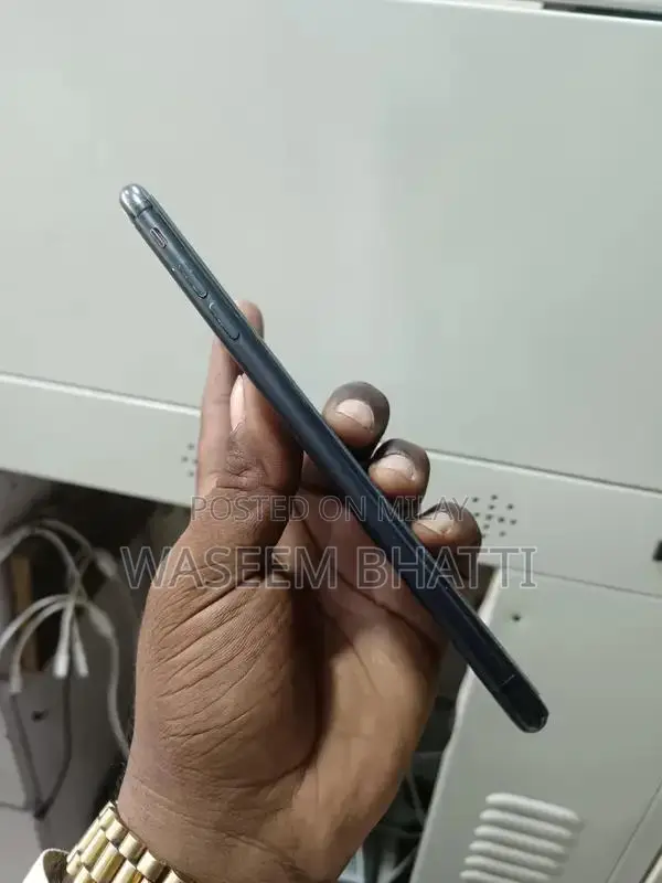 Apple iPhone 7 Plus 256GB Smartphone - Grey Edition