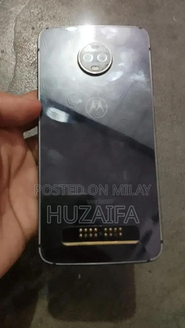 Motu Z3 Mobile Device Compact Smartphone