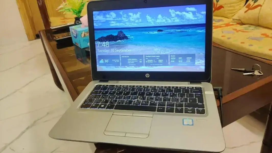 HP Madil i5 Laptop with 8GB RAM