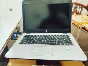HP Madil i5 Laptop with 8GB RAM