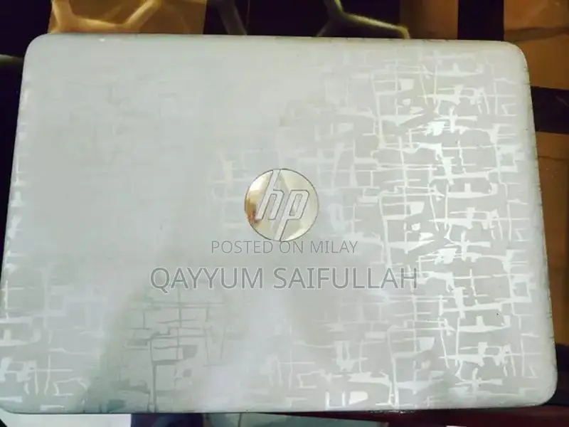 HP Madil i5 Laptop with 8GB RAM