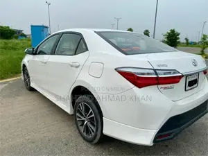 Toyota Corolla Altis 1.6 Sedan - Excellent Condition