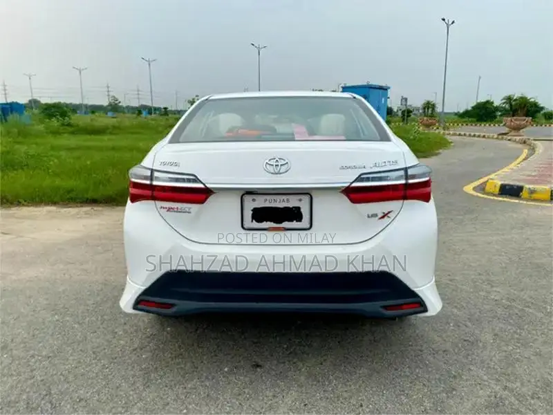 Toyota Corolla Altis 1.6 Sedan - Excellent Condition