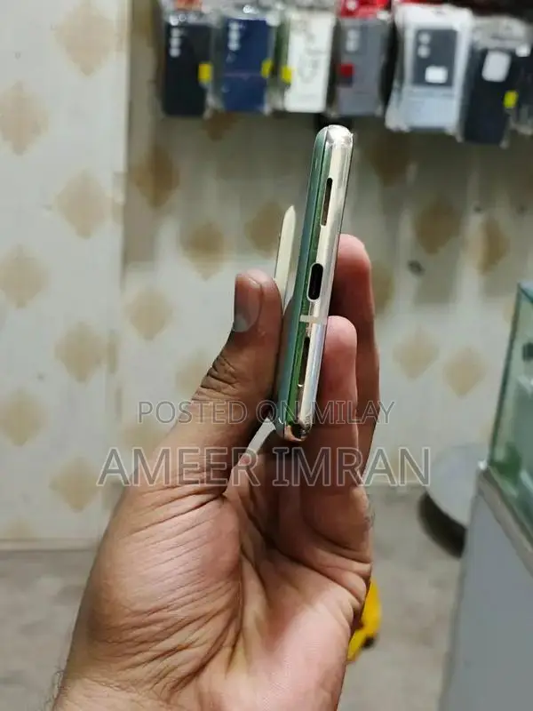 High-Performance Google Pixel 7 Pro Smartphone