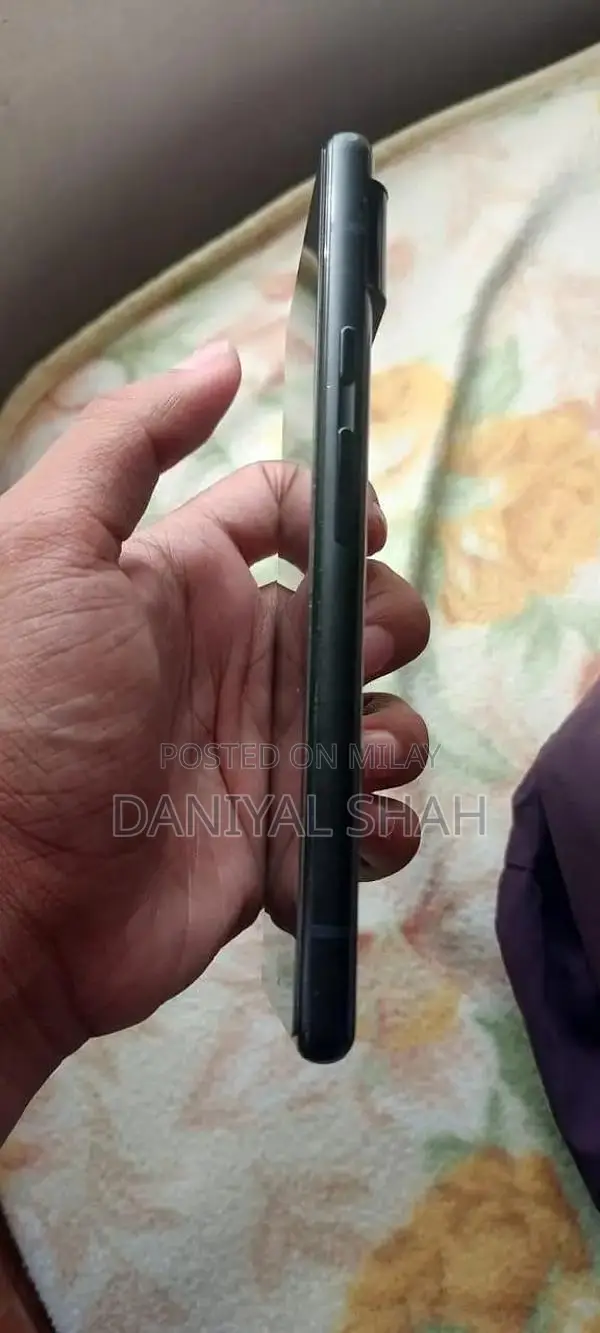 Google Pixel 6 Smartphone - 128GB, Excellent Condition