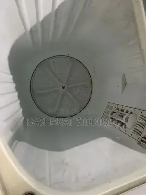 Heir Washing Machine - Home Appliance in Great Working Condition