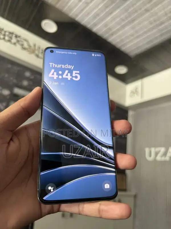 OnePlus 10 Pro 5G Smartphone with Enhanced Performance