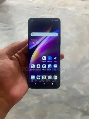 Compact One-Handed Mobile Device with Convenient Design