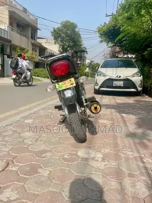 Honda 125cc Motorcycle 2023 Self-Start Low Mileage