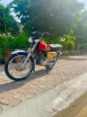 Honda 125cc Motorcycle 2023 Self-Start Low Mileage