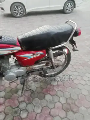 Honda 125cc Motorcycle 2015 First Owner Model