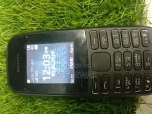 Classic Dual SIM Mobile Phone Compact Design