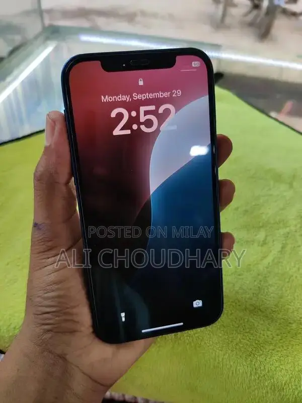 Apple iPhone 12 64GB Smartphone JV Edition