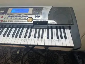 Yamaha psr550
