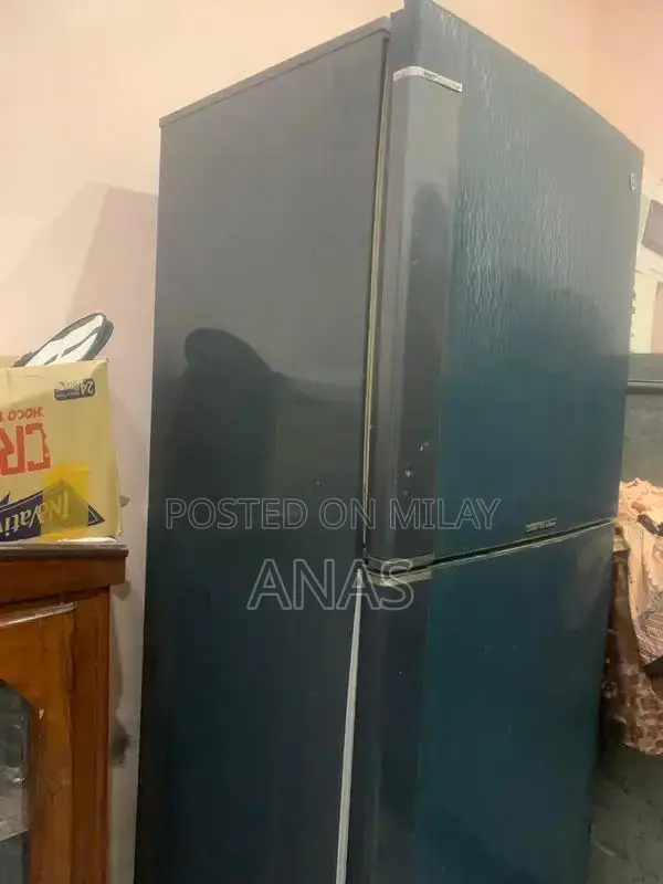 Large Refrigerator for Sale - Excellent Condition