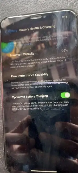 Apple iPhone 11 Black - Pristine Condition Smartphone