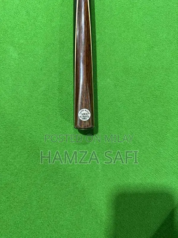 Professional MKR One-Piece Pool Cue with Titanium Ferrule