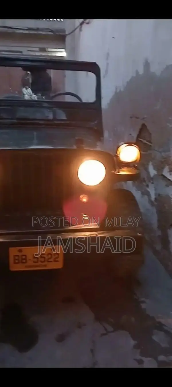 Classic 1952 Jeep Villey SUV Vintage Collector's Vehicle