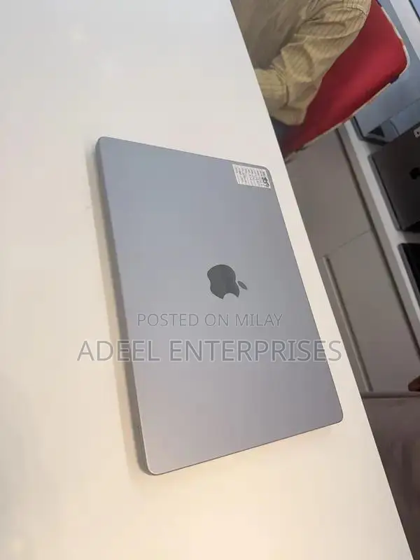 Apple MacBook Pro 14" M2 Pro 32GB RAM 512GB SSD