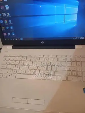 HP Core i3 Laptop with Original Charger and Bag