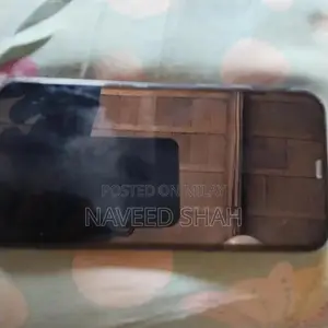 Apple iPhone 12 JV 256GB Smartphone