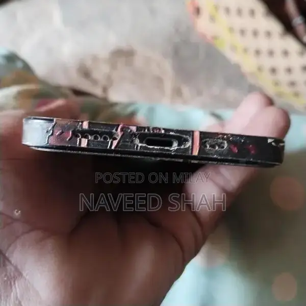 Apple iPhone 12 JV 256GB Smartphone