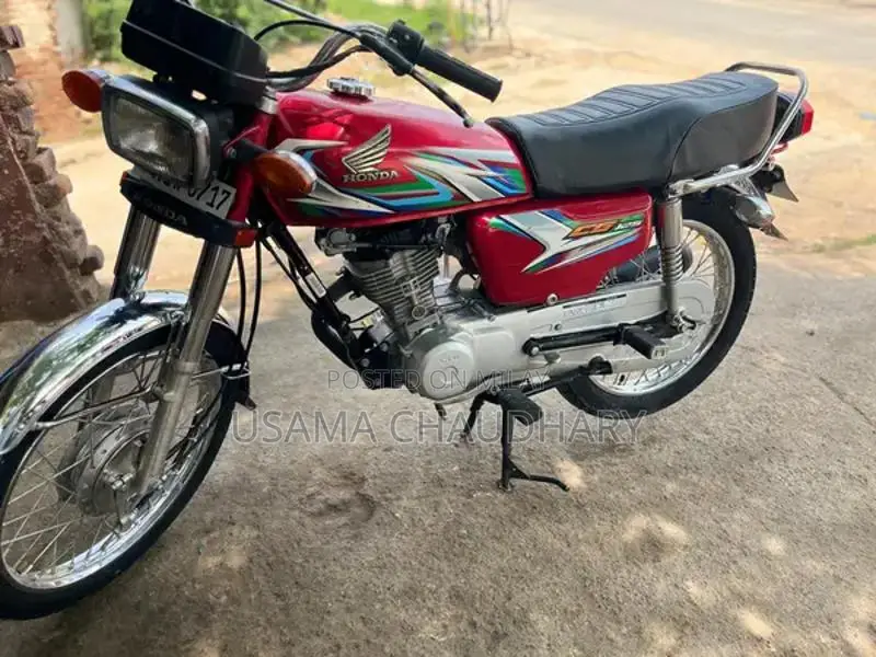 Honda 125cc Motorcycle 2023 Model - Low Mileage Commuter