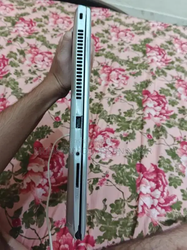 HP Core i5 8th Gen Laptop with Minor Surface Wear