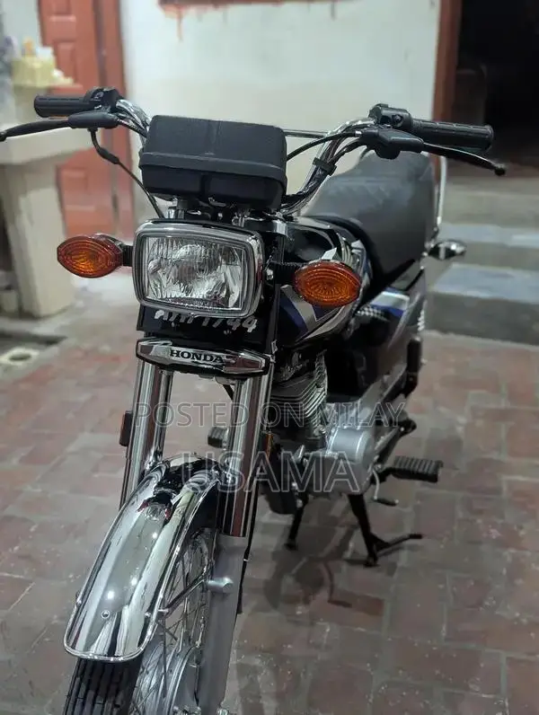 Honda 125cc Motorcycle Model 2025 - Low Mileage Premium Condition