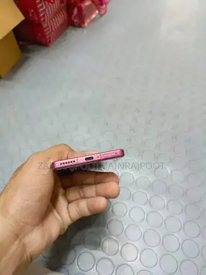 High-Performance Smartphone with Large Storage