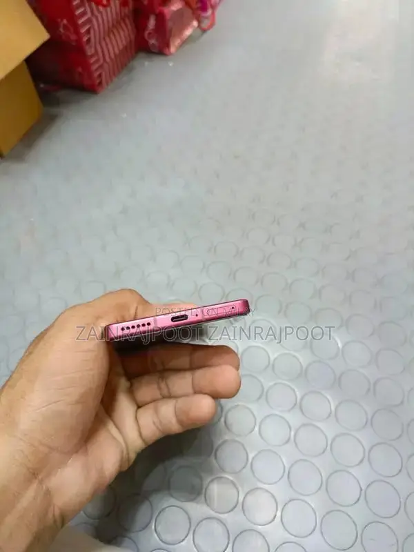 High-Performance Smartphone with Large Storage